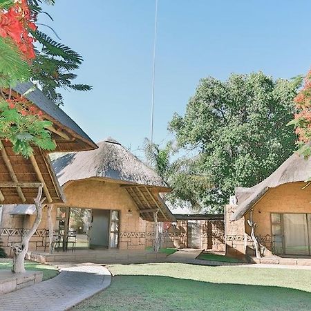 Tshukudiba Game Lodge Tom Burke Eksteriør bilde